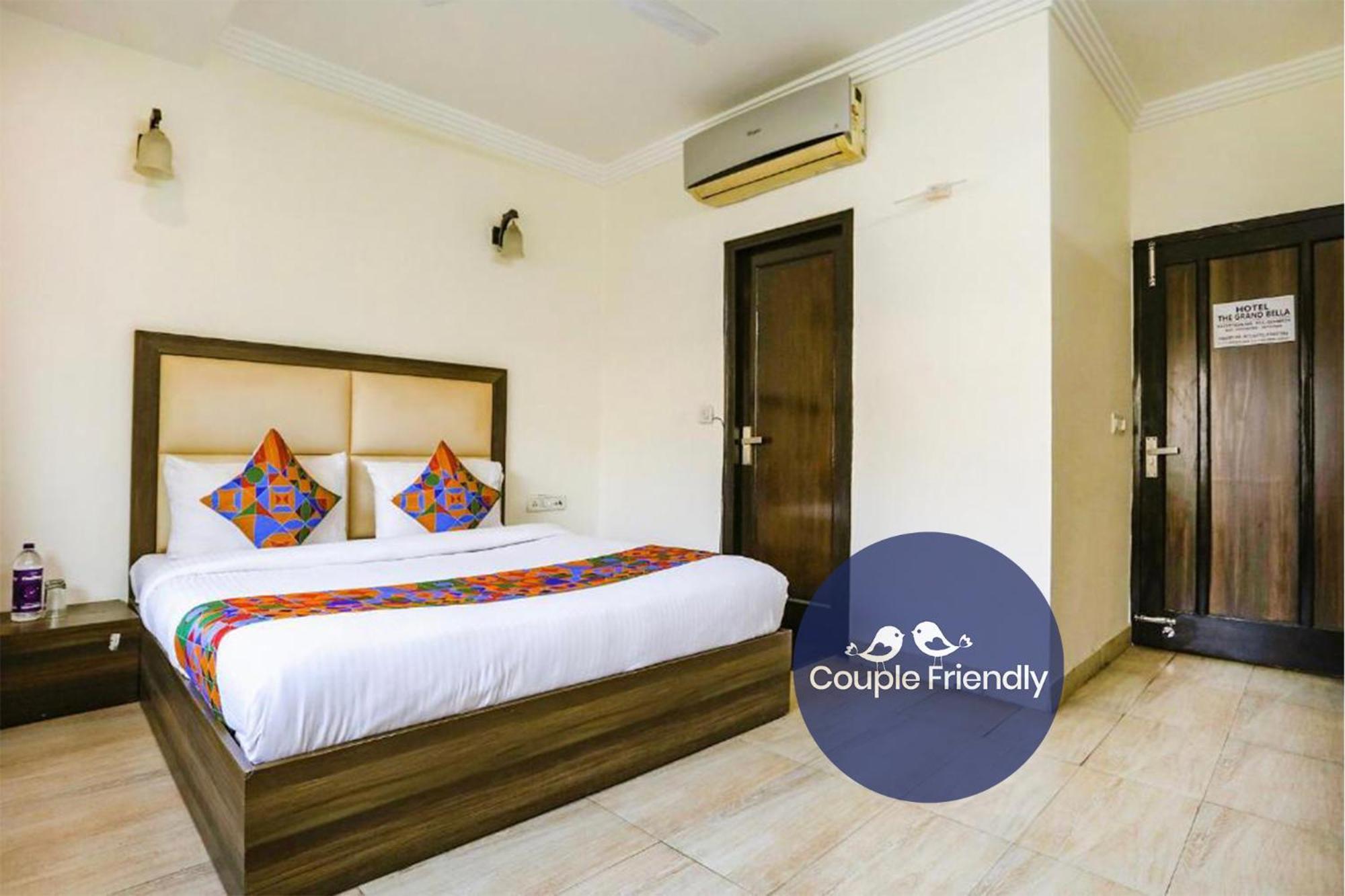 Fabhotel Jpm The Grand Bella - Nr Nehru Place Market New Delhi Exterior photo